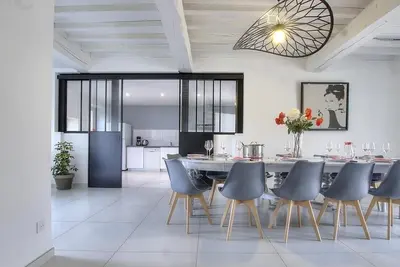 Image de à 5 min de Pont de vaux, Gîte de 15 personnes  avec billards, terrain de pétanque