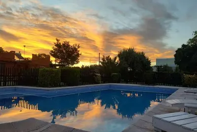 Image de Elegant and comfortable country houses only 5 minutes away from San Rafael's km 0!