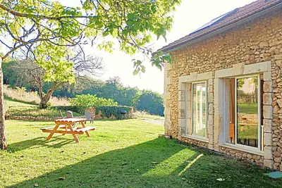 Image de Cottage Brantôme Piscine Tennis Château Monciaux 4 Pers)