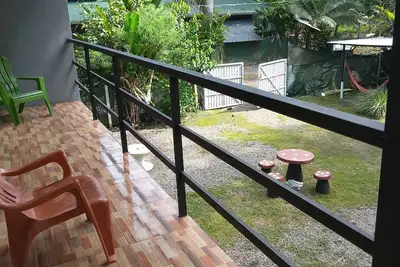 Image de 2 bedroom apartment + 3rd bedroom Loft in PLaya Negra - 3 minute walk to beach