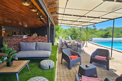 Image de Le Gîte du Besson - Cassagne