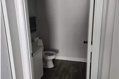 Image de Charming 2-bedroom apartment with WiFi, Ac in brilliant Charlotte