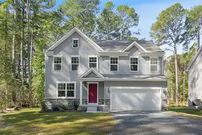 Image de Coastal Living - Brand new home w/ Community Pool & Pet Friendly!