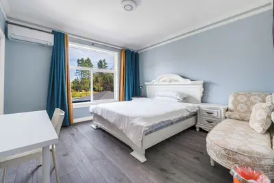 Image de A fantastic family room include 2 bedroom and a private bathroom，10min to Yvr.