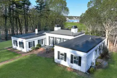 Image de Playhouse – Family Escape for 4!