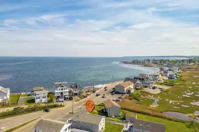 Image de 2-Min Walk to Beach | Large Deck w/ Outdoor Sofas