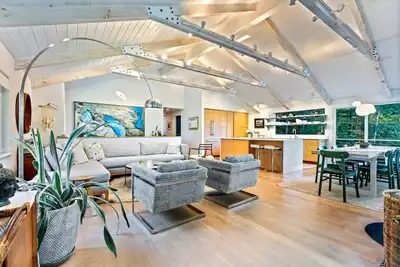 Image de Kayaks & Sup's | Private Dock | Grand Piano!