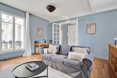 Image de Blueground | Notre Dame de Lorette, nr opera