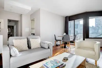 Image de Blueground | Pont de Neuilly, nr food & boutiques