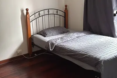 Image de Centre of Belmont City. . .