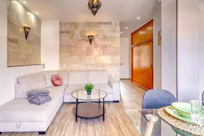 Image de Retraite Confortable avec Vue sur l'Océan, Terrasse Privée et Salle de Bain Privée