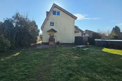 Image de Quiet garden apartment