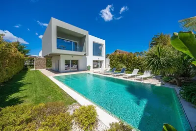 Image de Cabo Oeste - Magnifique maison, piscine chauffée