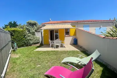 Image de Maison avec jardinet, 2 chambres, parking, proche plage et centre