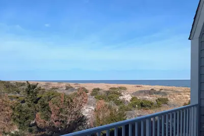 Image de Ocean Views & Private Beach Access–4br Tower Shores Th Just Steps from the Sand!