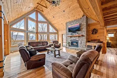 Image de 5br w/Mtn Views*Firepit*Hot Tub*Theater*Games