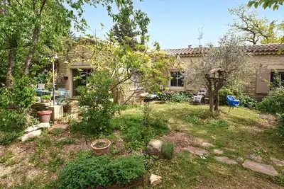 Image de Belle maison à Carpentras avec WiFi