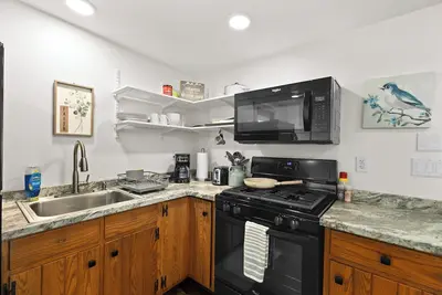 Image de Cozy 2-bedroom apartment with Ac, WiFi in charming Remsen
