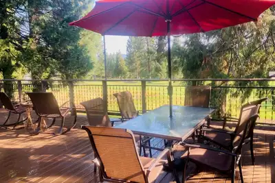 Image de Cozy 2-bedroom house on Lake Almanor West Golf Course in charming Chester