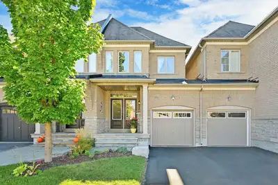 Image de Modern 4-Bedroom Townhouse – Near Wonderland, Vaughan Mills & Hospital