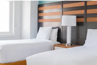 Image de Worldmark Anaheim 2-bd 2-ba, Murphy bed, sleeps 6, Disneyland June 29-July 6