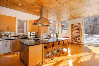 Image de Beautiful Compound on the Bigwood River with Guest House Sleeps 20