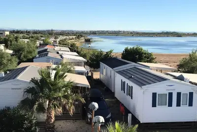 Image de Mobil home 27m² - 2 chambres - bord d'étang 6 personnes