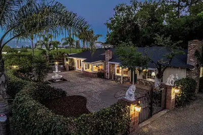 Image de Trentadue Winery Home Estate. Pool, vineyard, and winery.