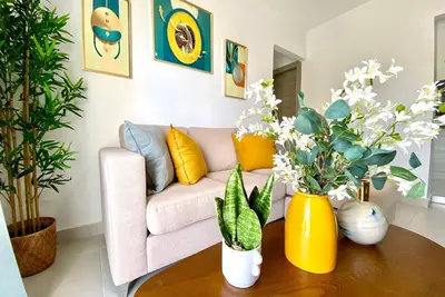 Image de Elegante Y Comodo Apartamento De 2 Hab. 2 BAÑOS, Terraza, WiFi.