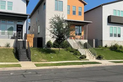 Image de Welcome To Casa-Lucas A Charming 3-bedroom house with WiFi and Ac in  Austin