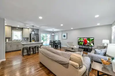 Image de Ath 4Br Clean Pet Friendly w/ Fence (444)