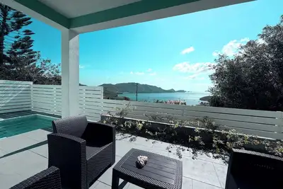 Image de Hillside Escape- Private Pool & Breathtaking Sunset Over the Town