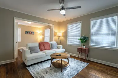 Image de Cozy Midtown Apartment in Memphis