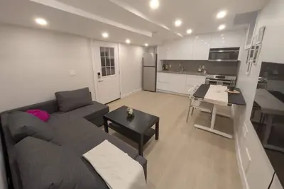 Image de Elegant 1br Apartment w/Private Entrance & Parking