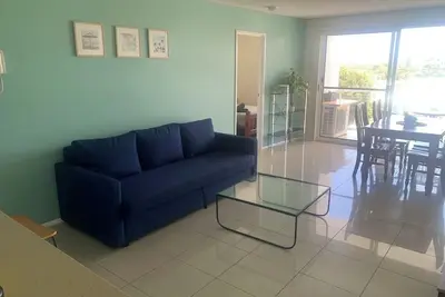 Image de Charming 2-bedroom apartment in Bargara, one street back from the beach