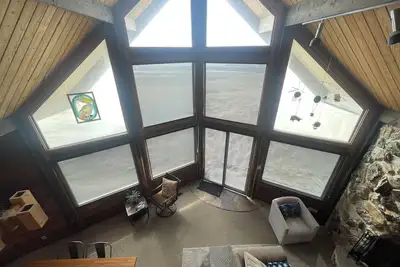 Image de Beachfront 3-bedroom 2-bath beachhouse with WiFi in charming Pacific City