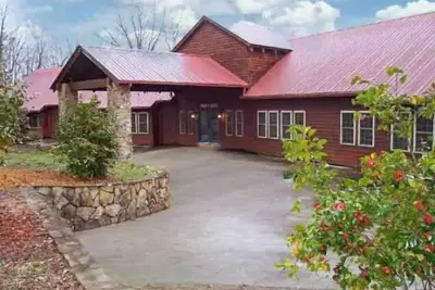 Image de Amazing view, 13-bedrooms with fitness room and WiFi in fabulous Manchester, Ga