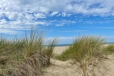 Image de Family-friendly vacation home, attractively furnished, directly on the waterfront