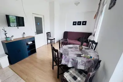Image de Appartement de vacances pour 4 personnes env. 50 qmà Vrsi, Dalmatie (Nord de la Dalmatie)