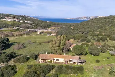 Image de Confortable appartement pour 5 personnes avec Wifi, Tv, patio et vue panoramique