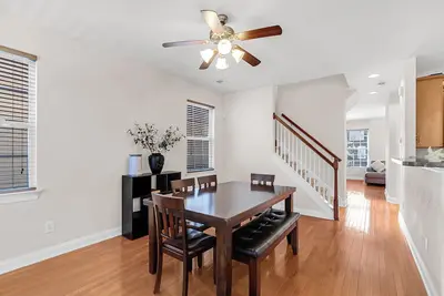 Modern Townhome Near Charleston