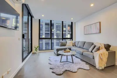 Image de The Ascot - Brand New Luxurious Flemington Apt