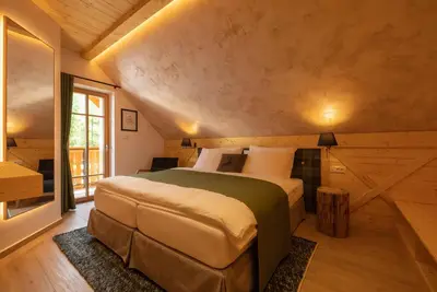 Image de Alpine Spa Chalet with Sauna & Fireplace at Lake Bohinj