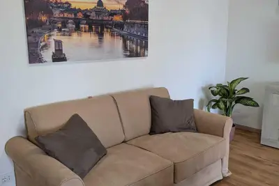 Image de Delightful apartment within walking distance of St. Peter's. Connected well by means.
