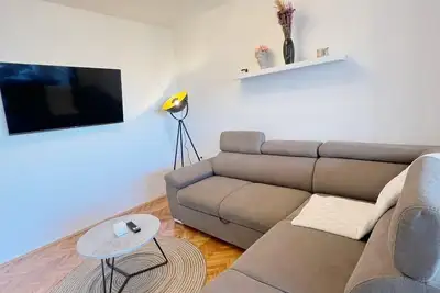 Image de Appartement de vacances Pula pour 1 - 4 personnes avec 2 chambres à coucher - Appartement de vacance