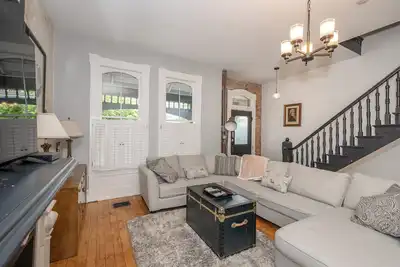 Image de Spacious 5-bedroom house in Covington- minutes from Downtown Cincy