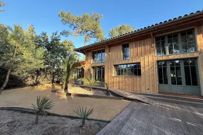 Image de Villa neuve - 6 Chambres (4 Suites) 12 couchages à 5 mn des plages