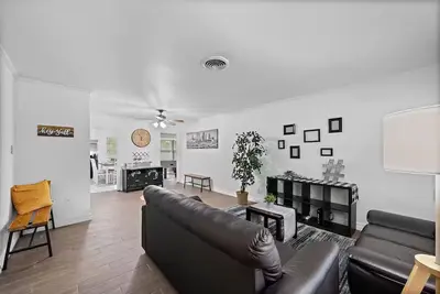 Image de Charming Shabby Chic Home-Minutes from Everything!