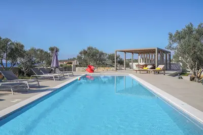 Image de Tersanas Mare Pool Residence w. Stunning Outdoors