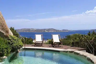 Villa Roccia Smeralda - Porto Ra. . .